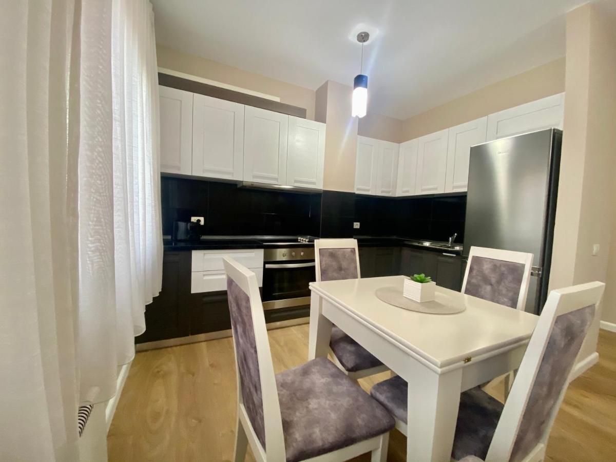 Tirana New Bazaar-Apartment 1 Exterior photo